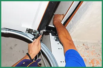Quality Garage Door Service Herndon, VA 571-405-2827 - sprin-cont-gr-22m